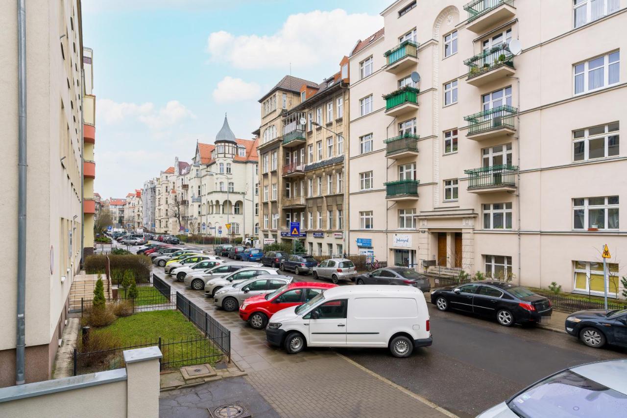 Apartment Poznan Mtp Chelmonskiego By Noclegi Renters Exterior photo