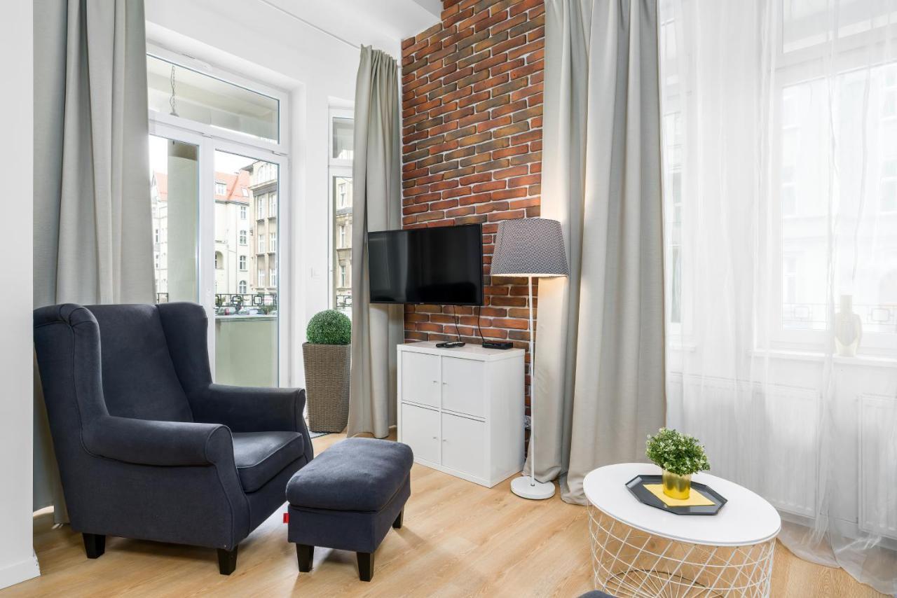Apartment Poznan Mtp Chelmonskiego By Noclegi Renters Exterior photo